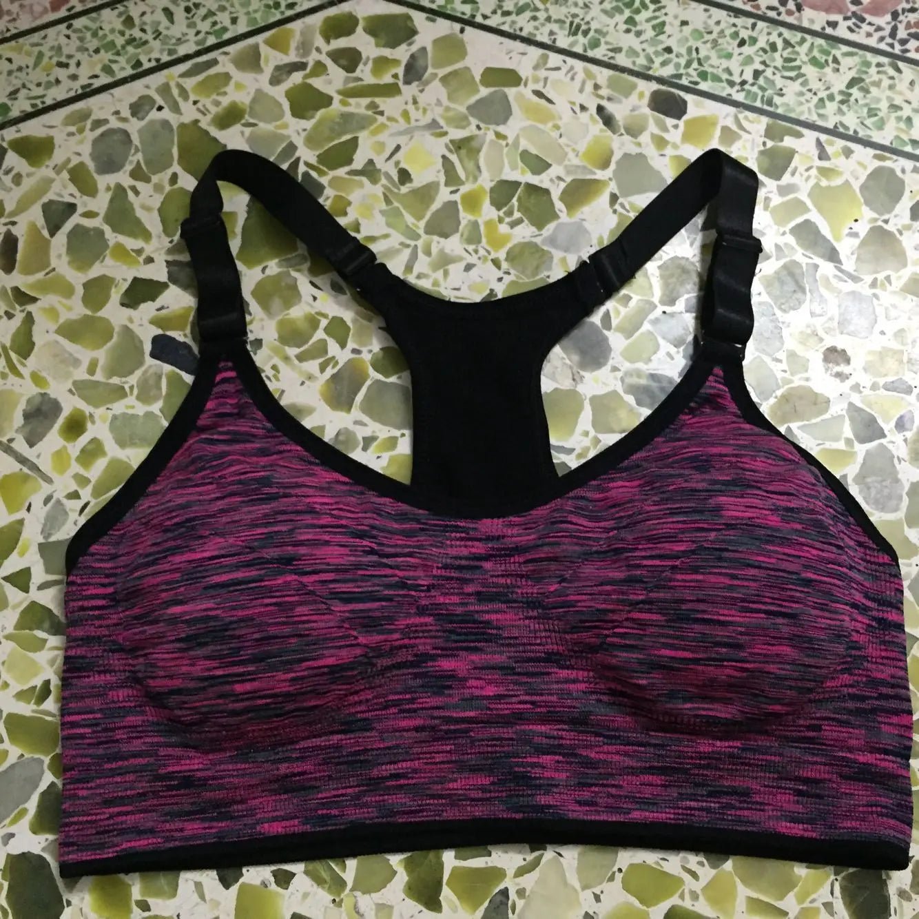 Women Sports Yoga Bra breathable quick dry Top Shockproof Cross Back Push Up fitness active Bra Gym Running Bra
